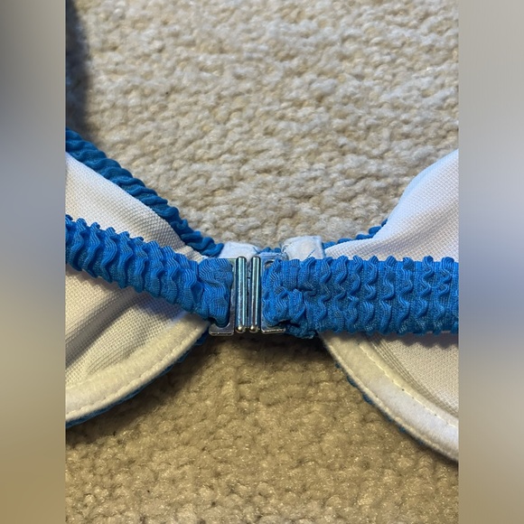 Blue ruffled bikini👙 - Picture 8 of 8